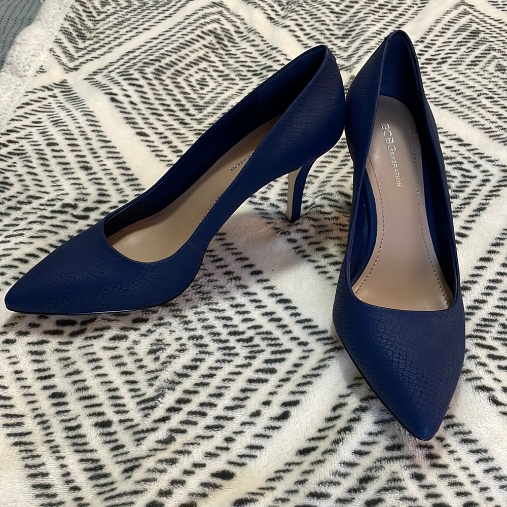 BCBGeneration Pointed Toe Heel